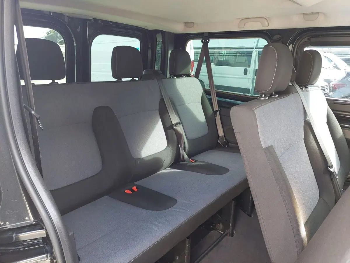 Opel Vivaro Furgone usata a Treviso (10)