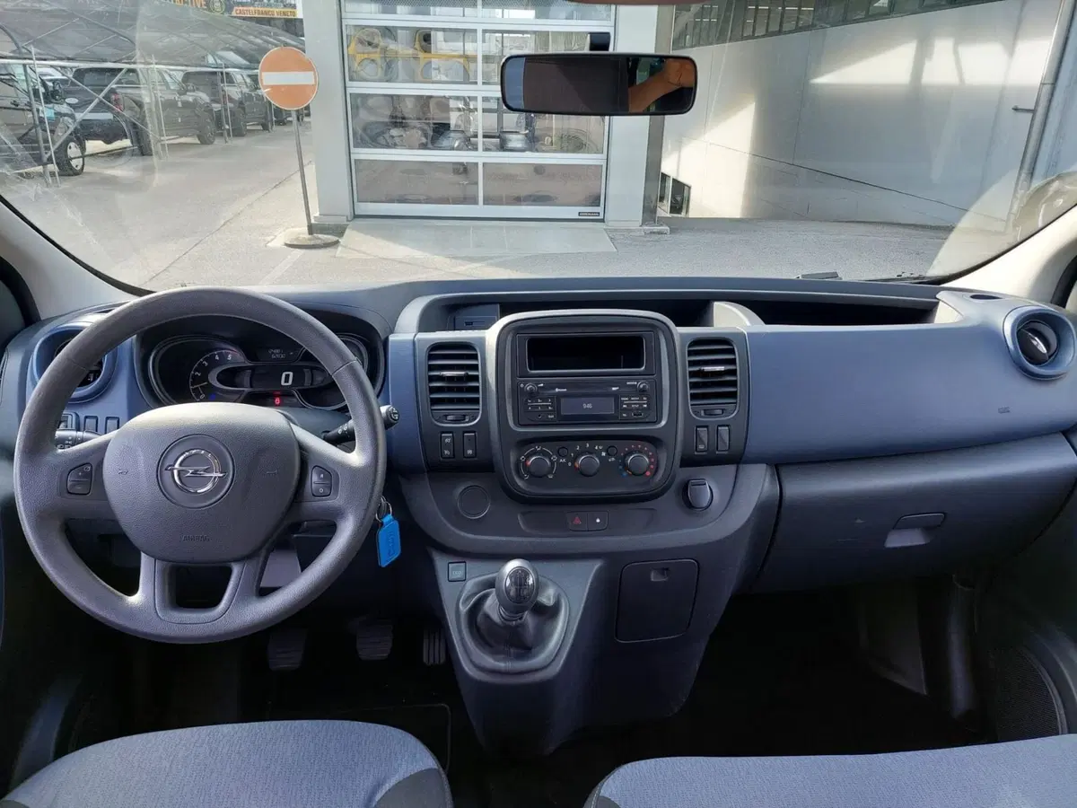 Opel Vivaro Furgone usata a Treviso (12)