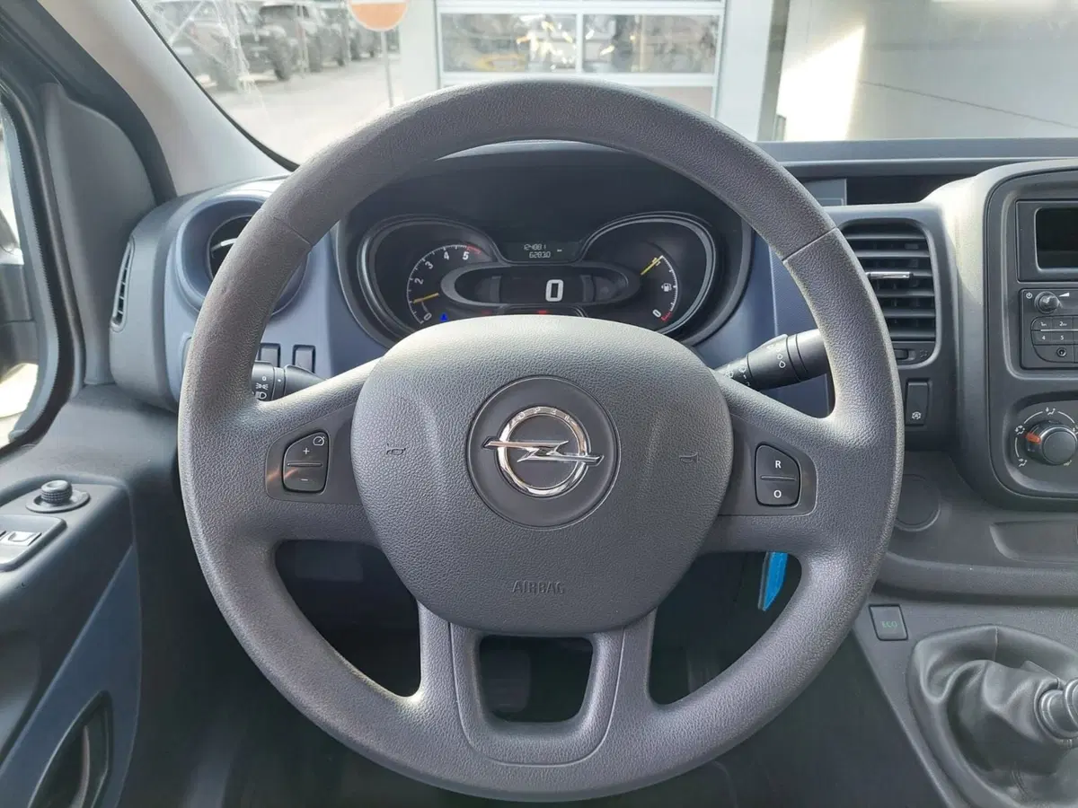 Opel Vivaro Furgone usata a Treviso (13)