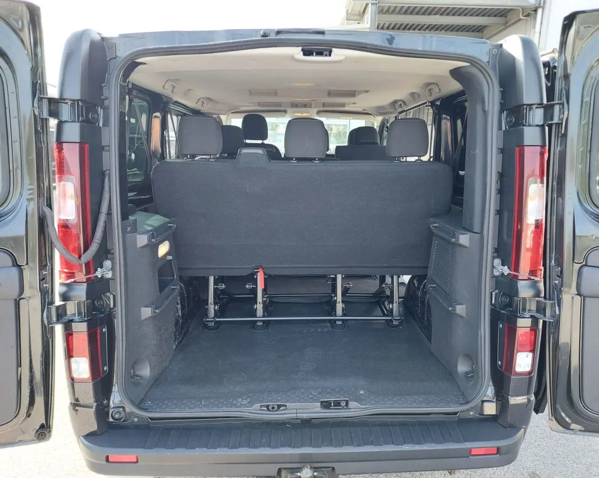 Opel Vivaro Furgone usata a Treviso (16)