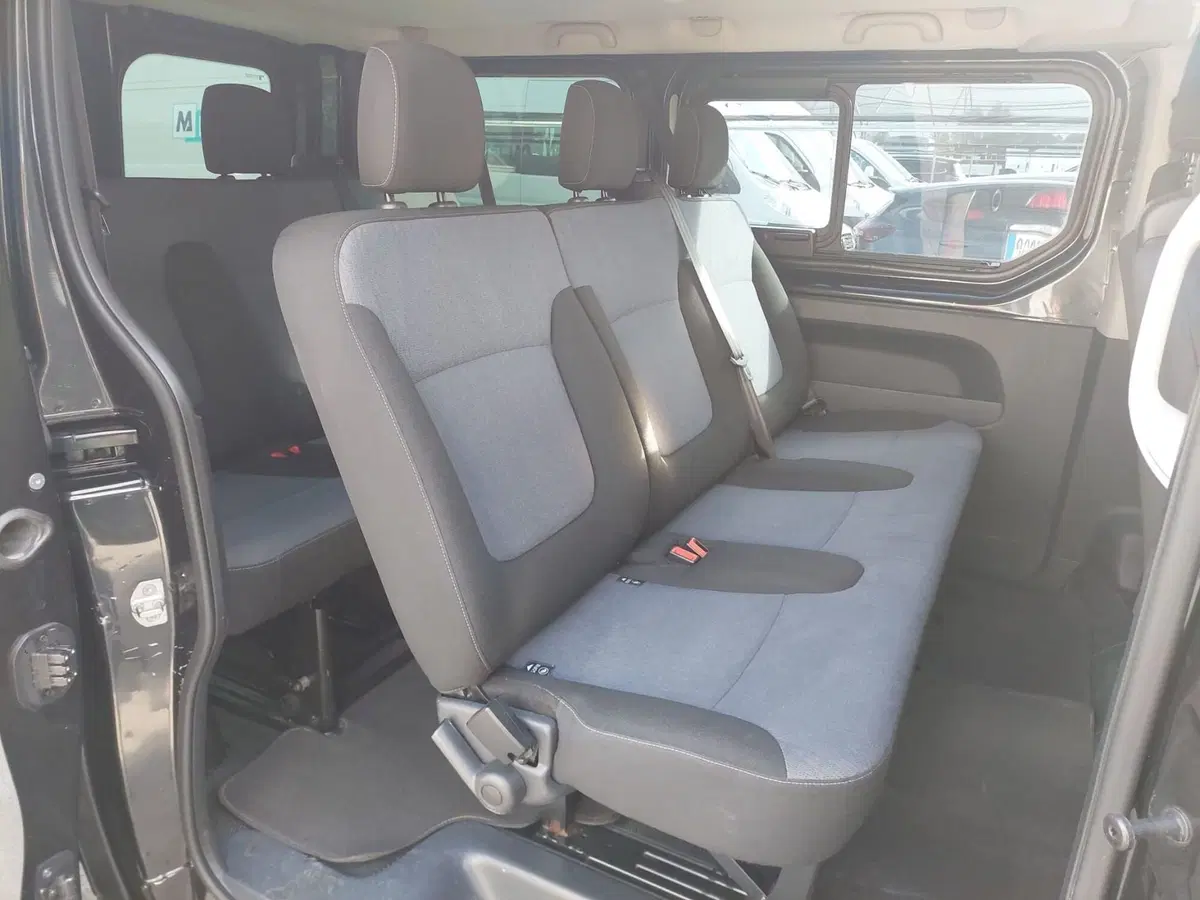 Opel Vivaro Furgone usata a Treviso (7)