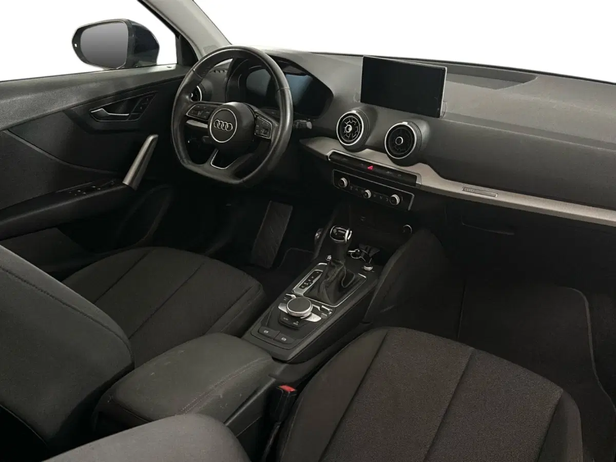 Audi Q2 usata a Napoli (10)