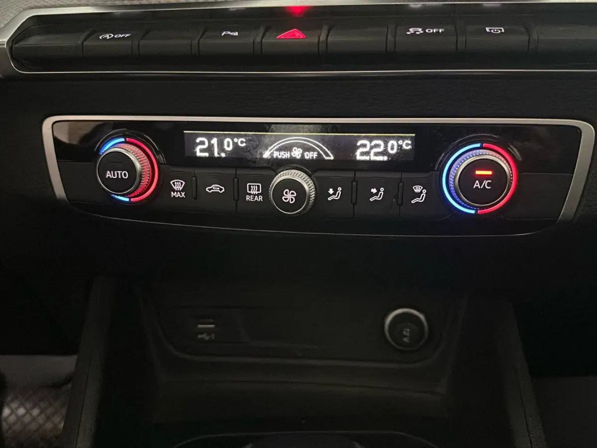 Audi Q2 usata a Napoli (15)