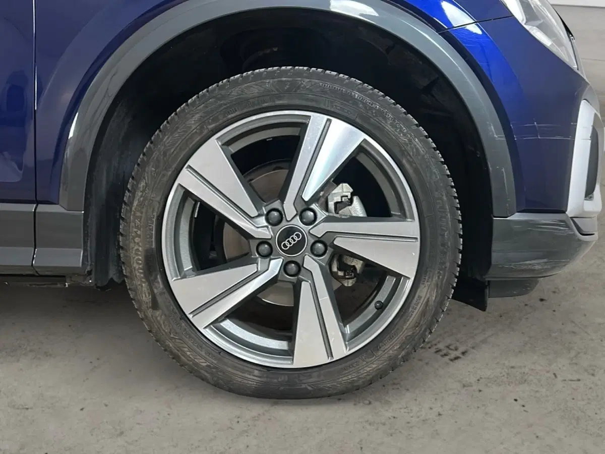Audi Q2 usata a Napoli (18)