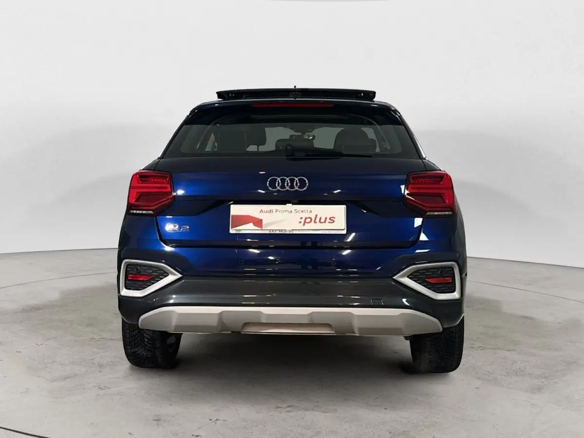 Audi Q2 usata a Napoli (5)