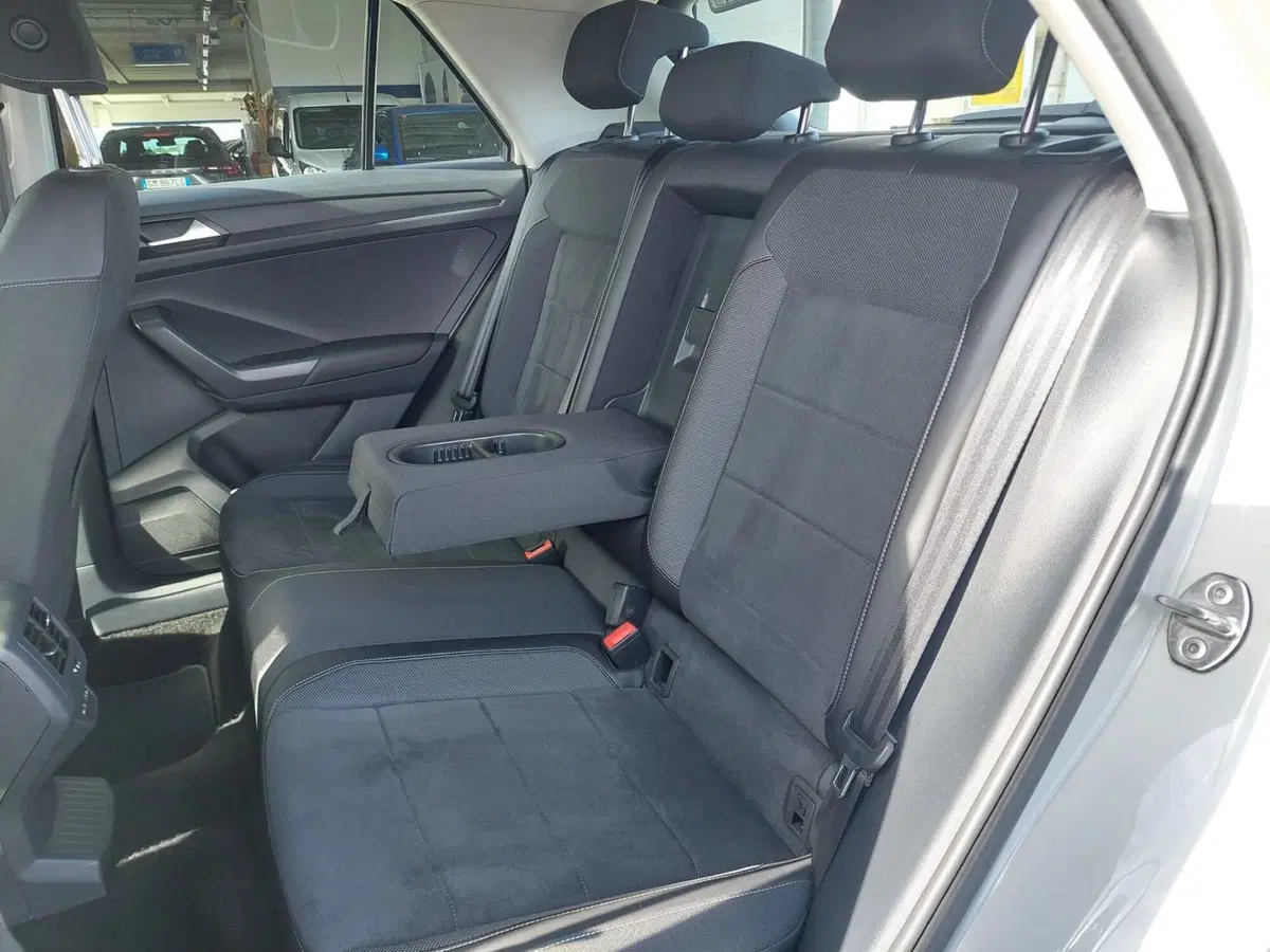 Volkswagen T-Roc usata a Treviso (9)
