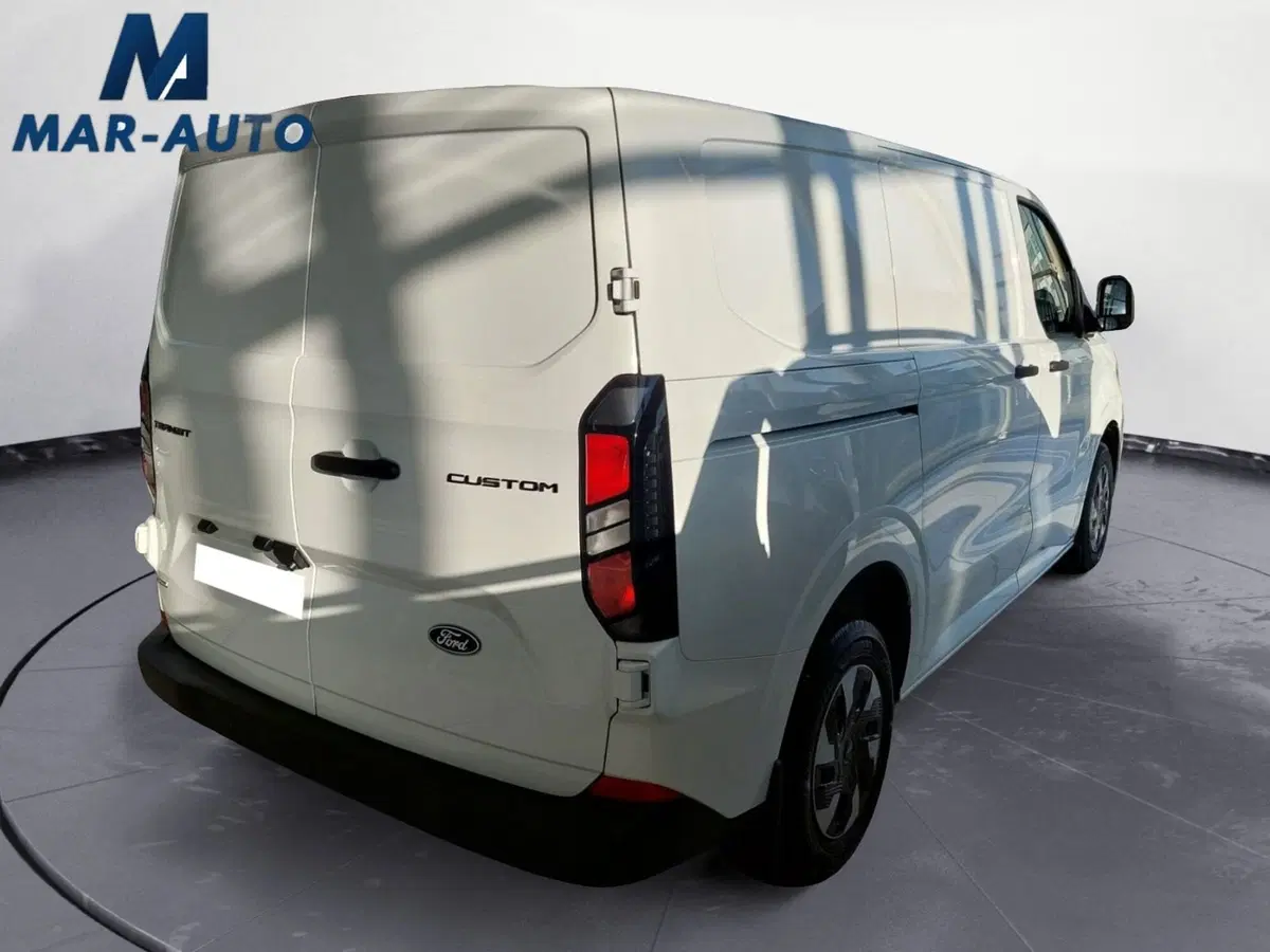 Ford Transit Custom Furgone nuova a Treviso (3)