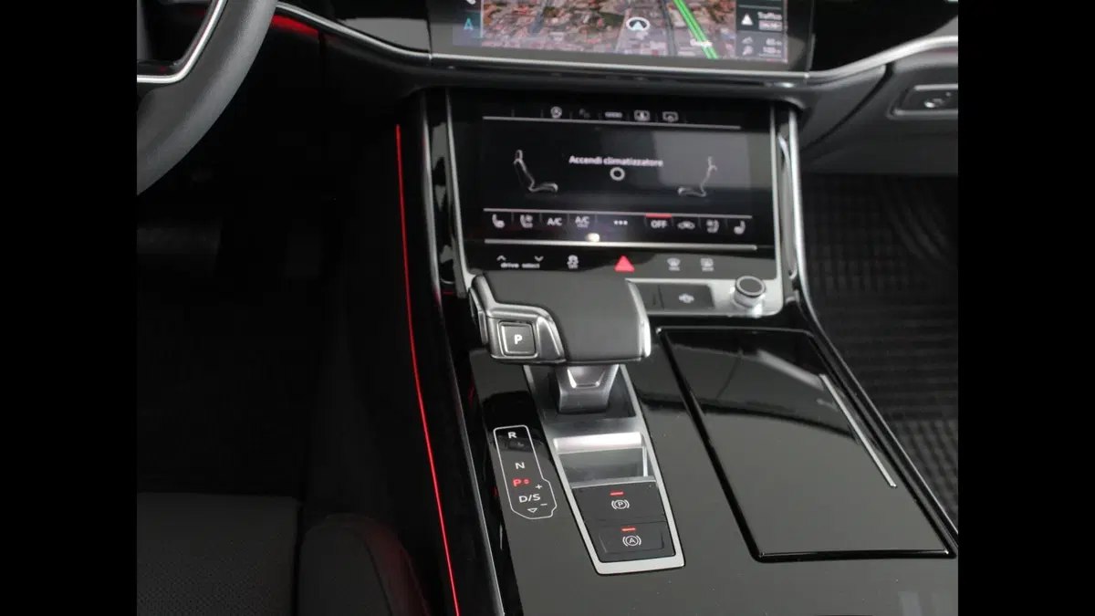 Audi A8 usata a Palermo (16)