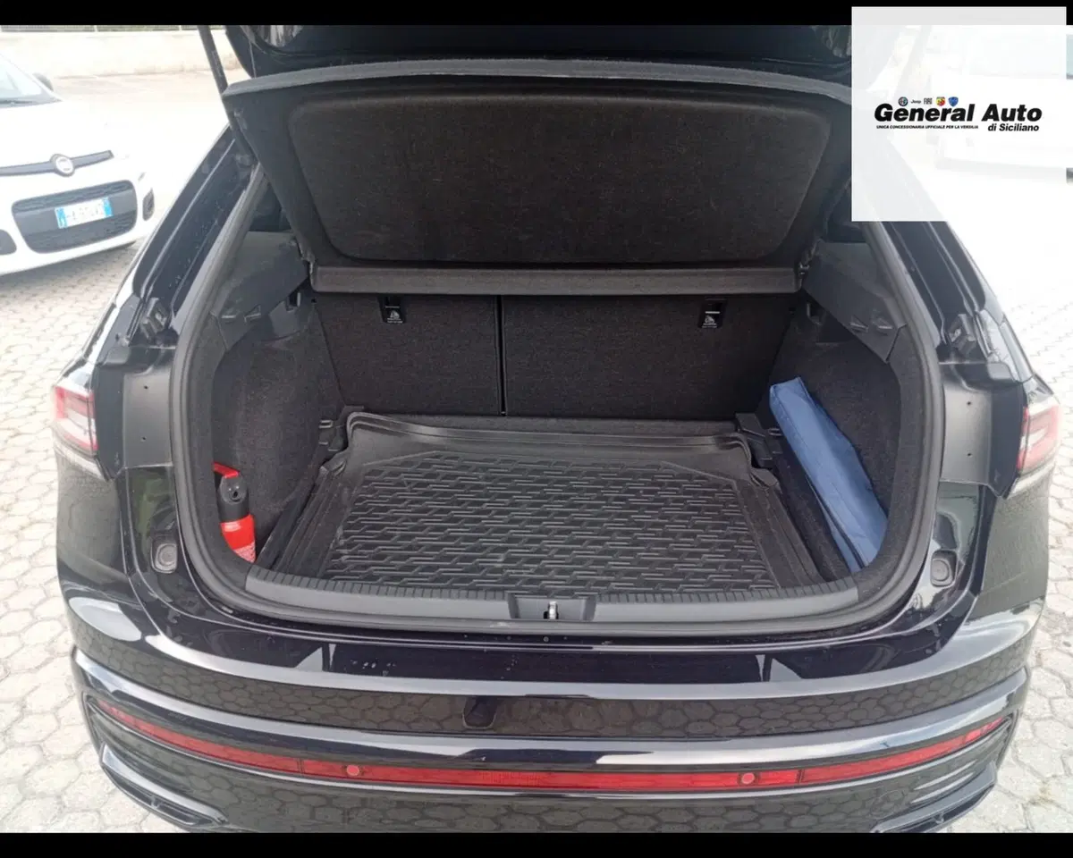 Volkswagen Taigo usata a Lucca (8)