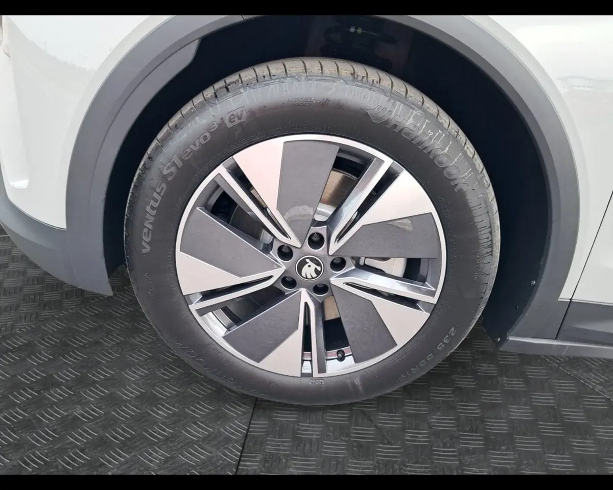 Skoda Elroq nuova a Forlì-Cesena (9)