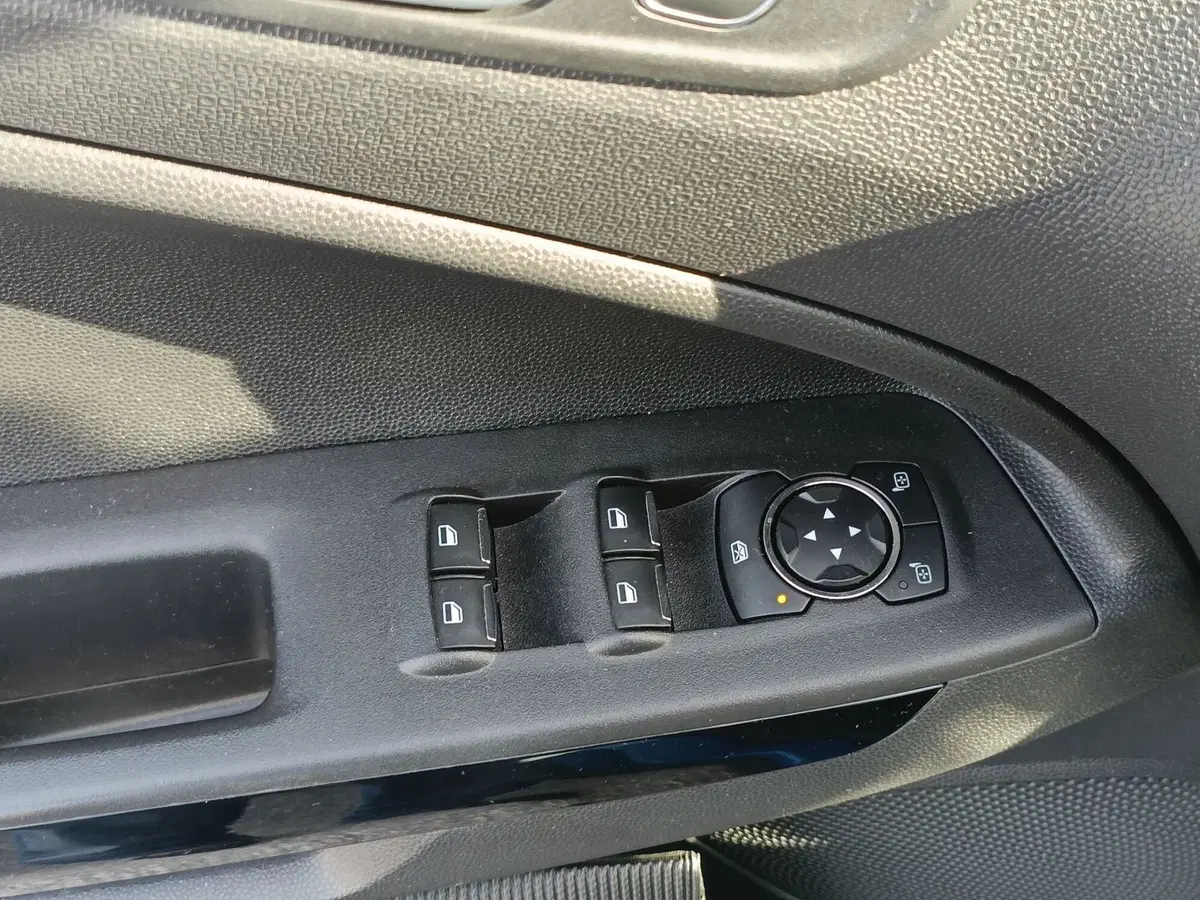 Ford EcoSport usata a Lucca (10)