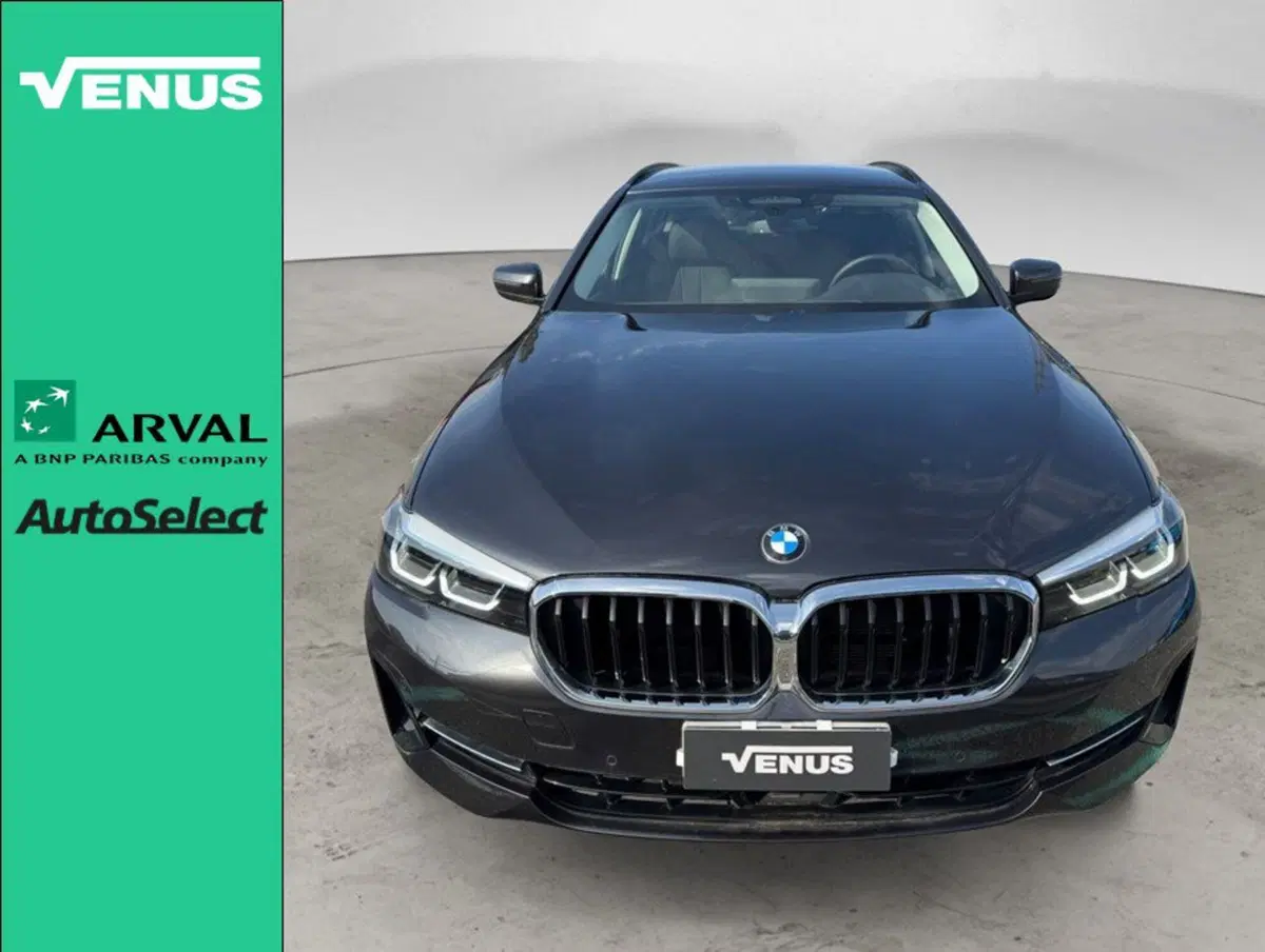BMW Serie 5 Touring nuova a Monza e Brianza