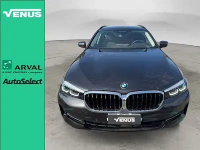 BMW Serie 5 Touring 520d 48V xDrive  Luxury nuova a Monza