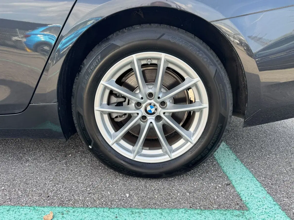 BMW Serie 5 Touring nuova a Monza e Brianza (16)