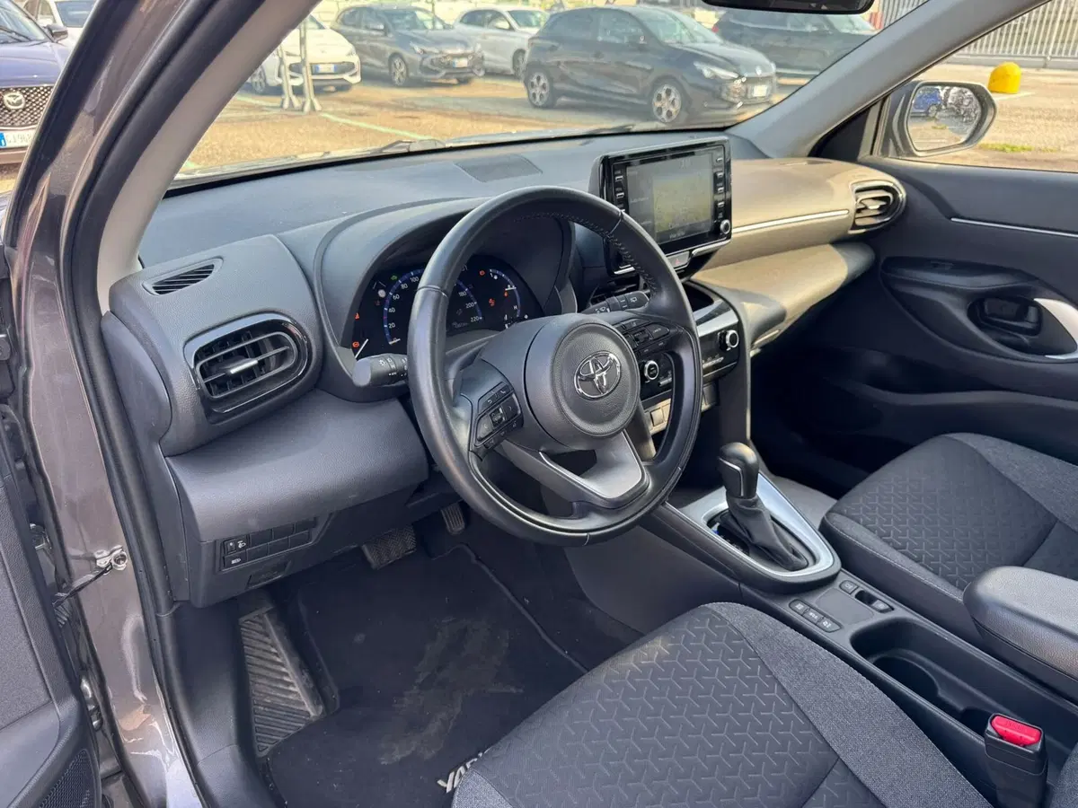 Toyota Yaris Cross usata a Monza e Brianza (11)