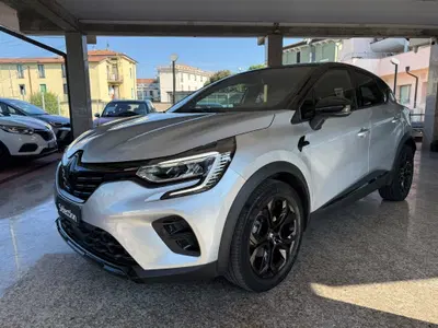Renault Captur Plug-in Hybrid E-Tech 160 CV Rive Gauche del 2023 usata a Desenzano del Garda
