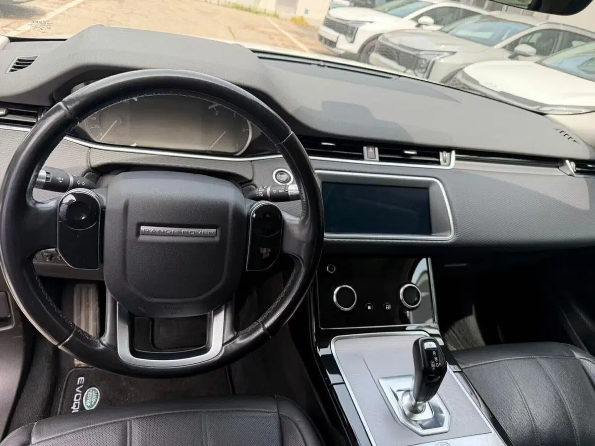 Land Rover Range Rover Evoque usata a Rimini (9)