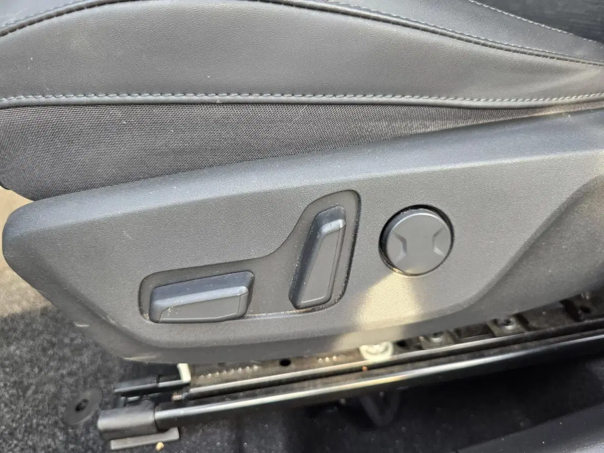 Kia Niro usata a Rimini (13)