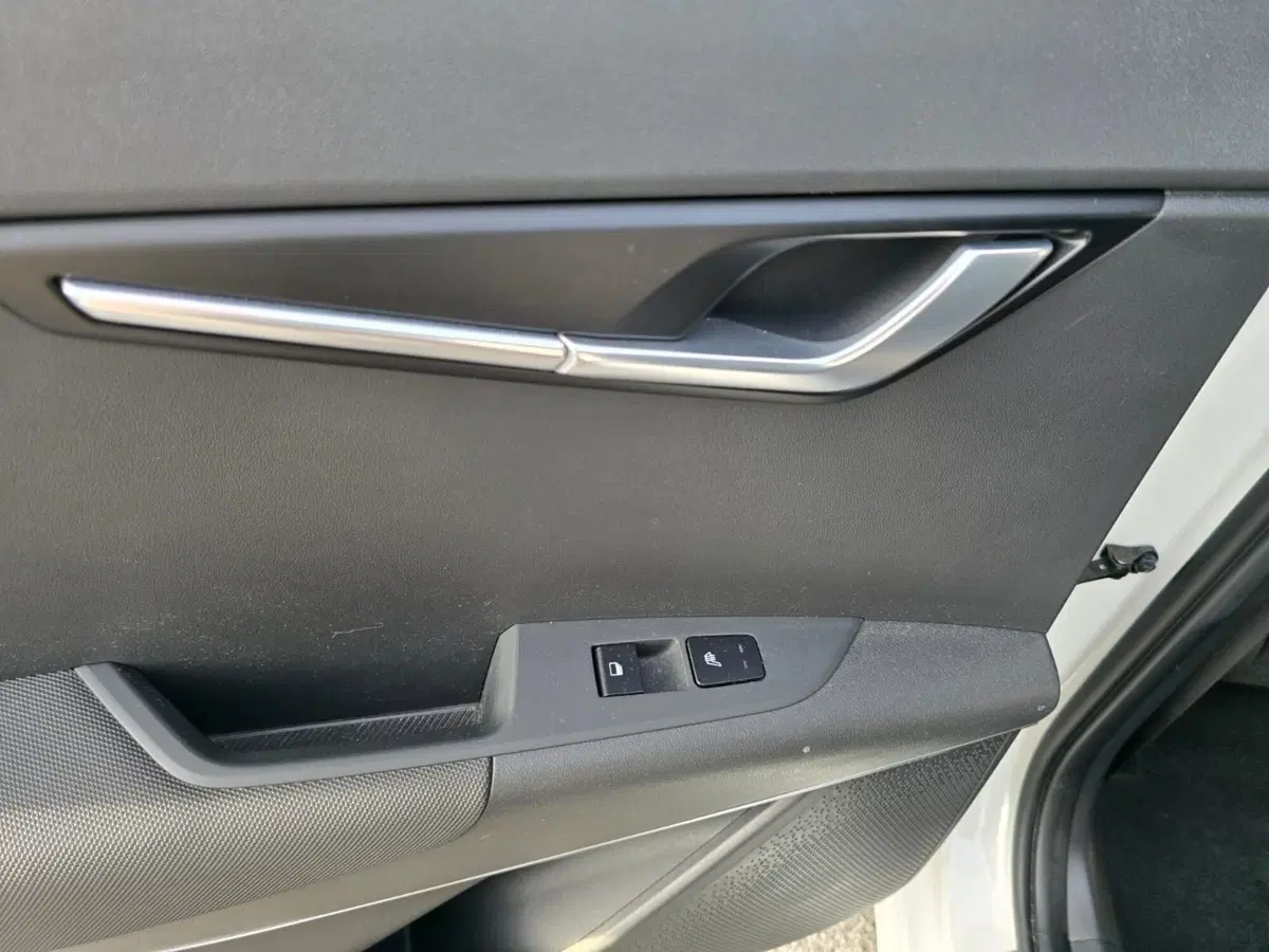 Kia Niro usata a Rimini (19)
