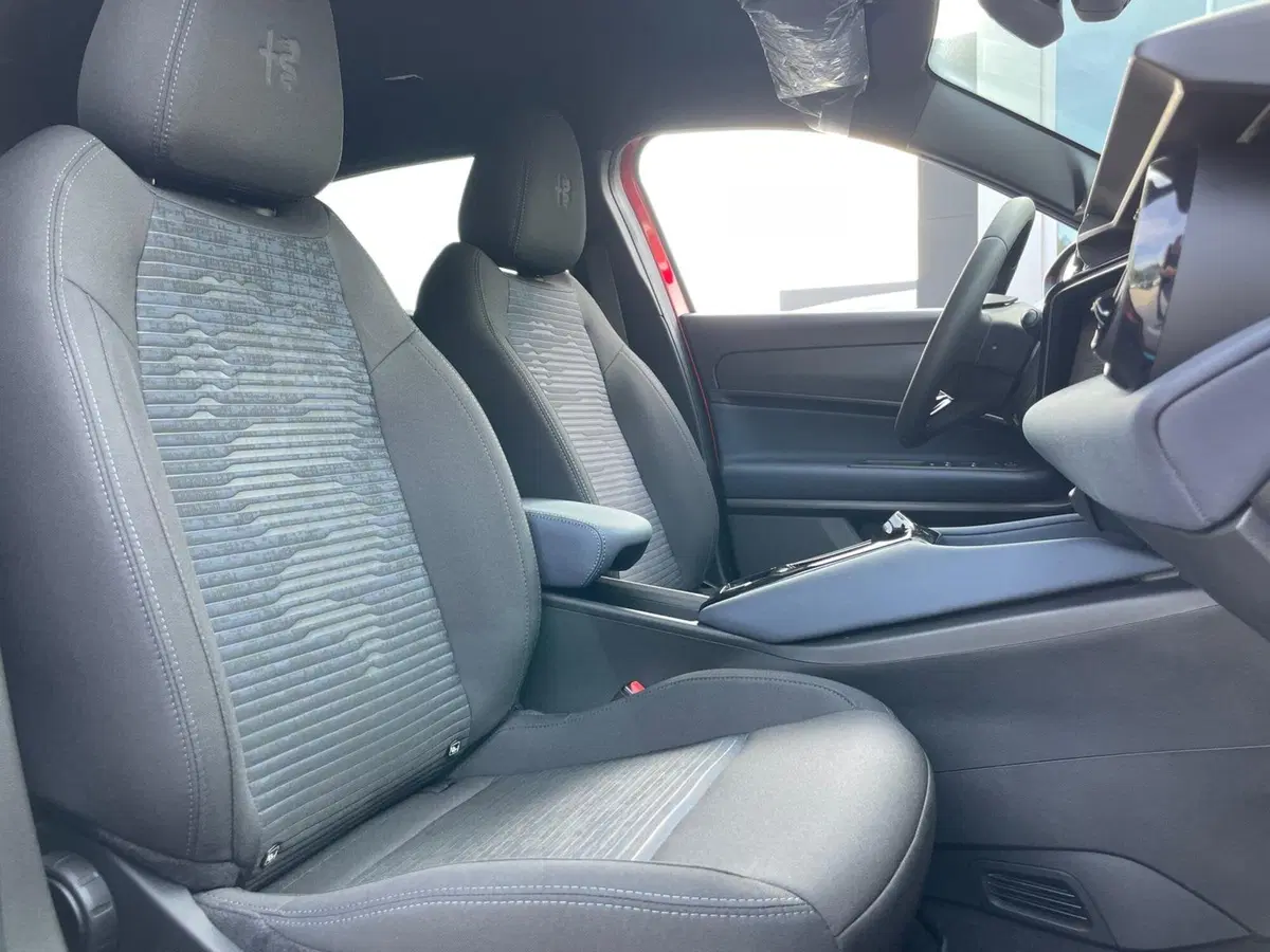 Alfa Romeo Junior nuova a Ancona (15)