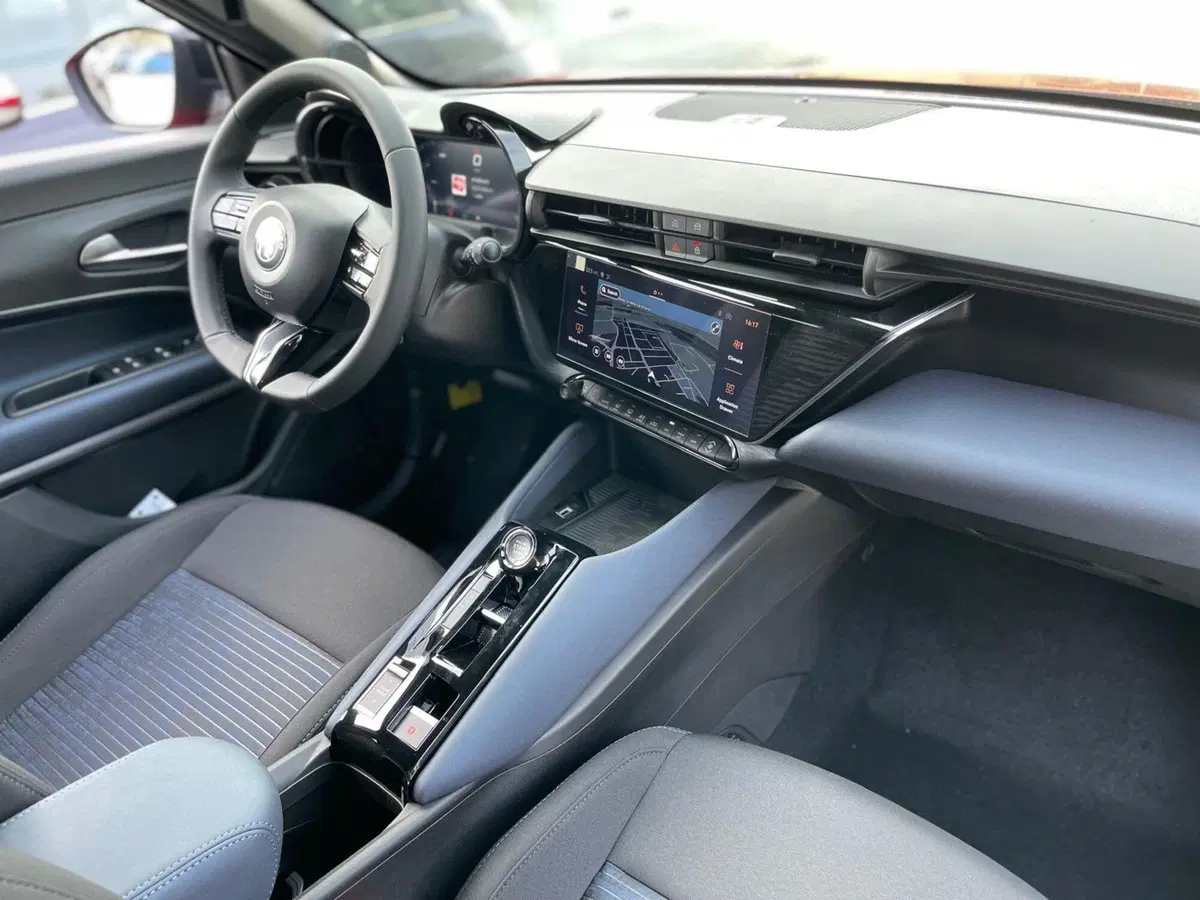 Alfa Romeo Junior nuova a Ancona (16)