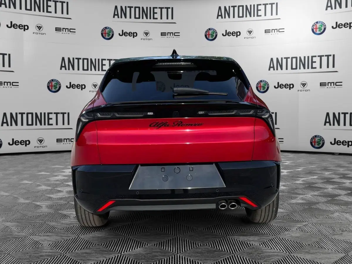 Alfa Romeo Junior nuova a Ancona (6)