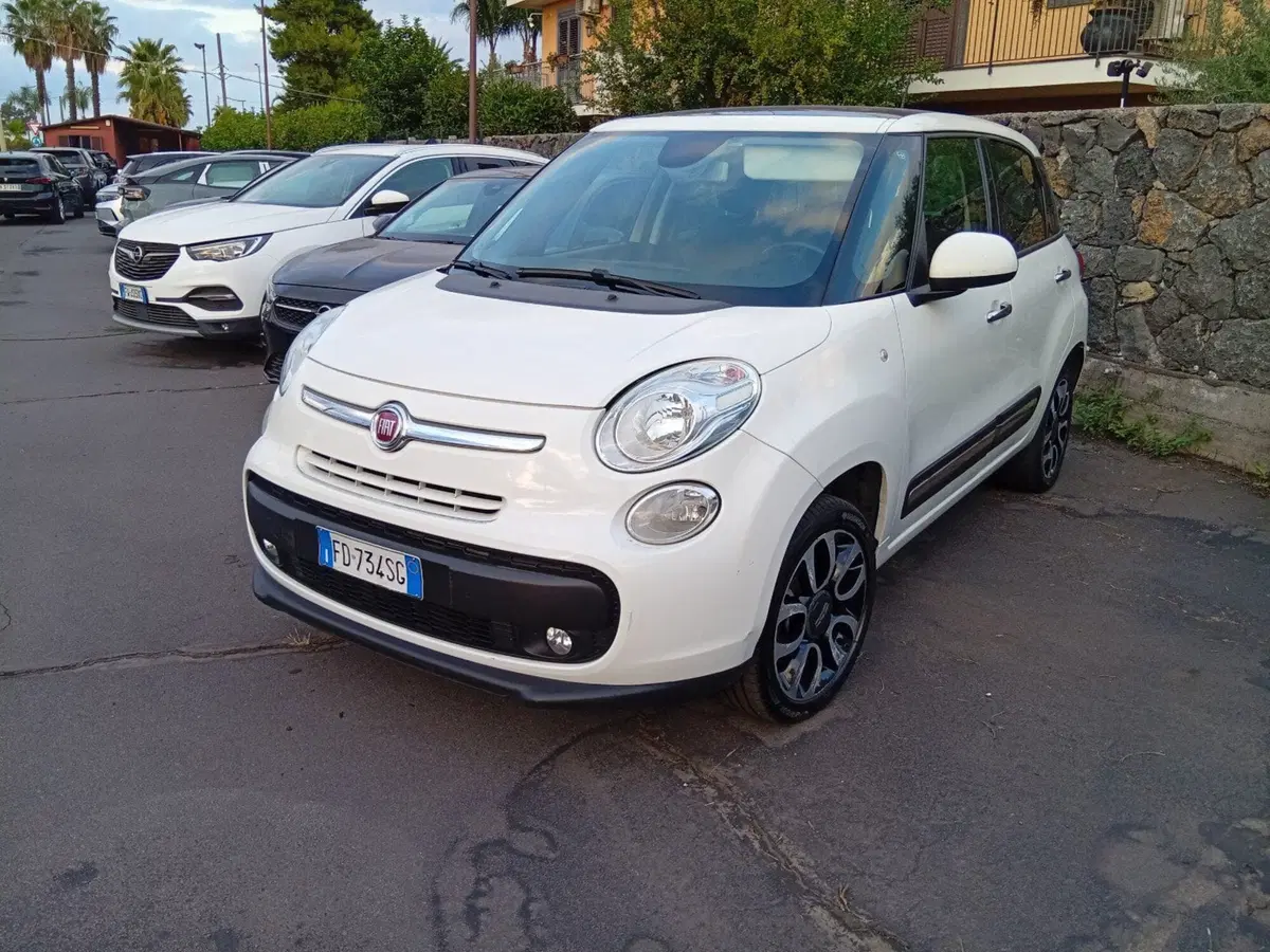 Fiat 500L usata a Catania (6)