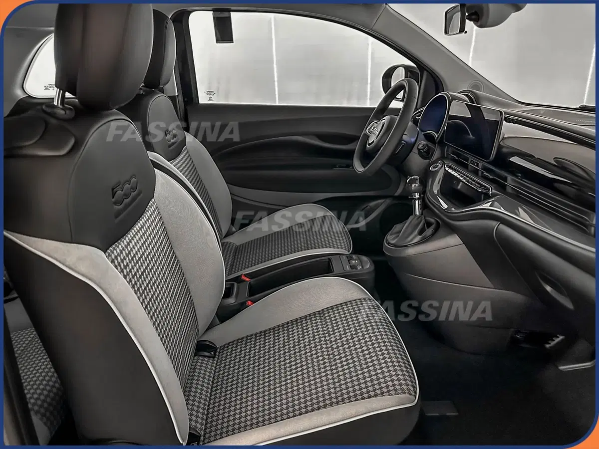 Fiat 500 nuova a Milano (14)