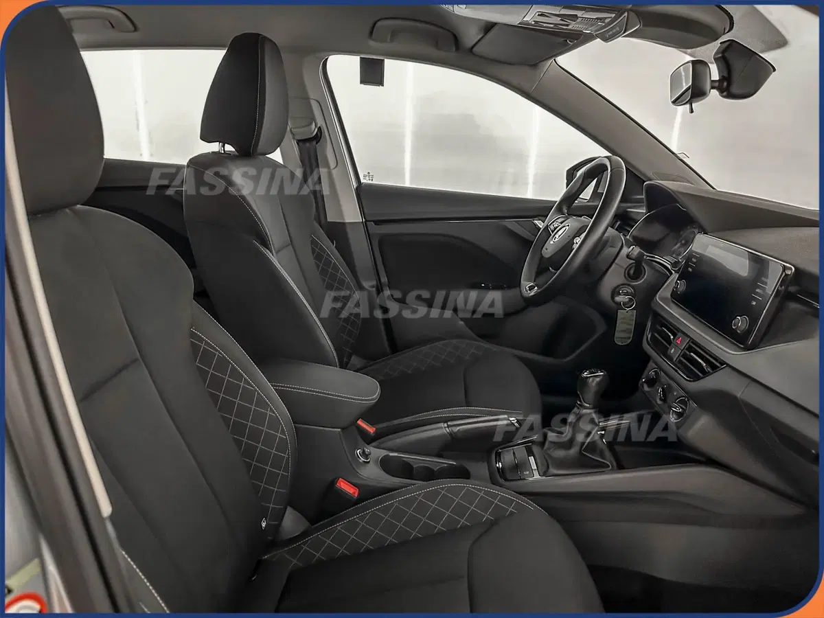 Skoda Scala usata a Milano (14)