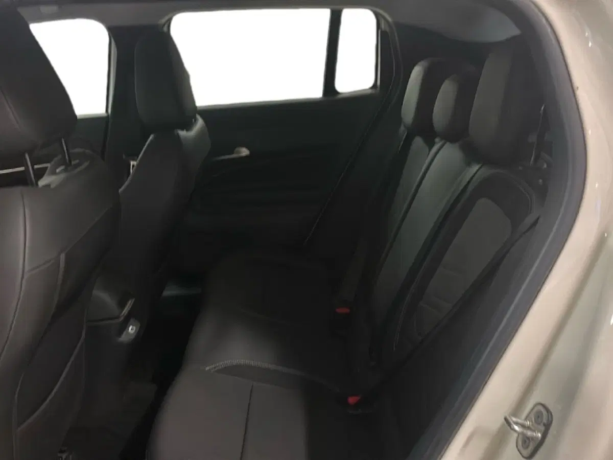 Jeep Avenger usata a Arezzo (16)