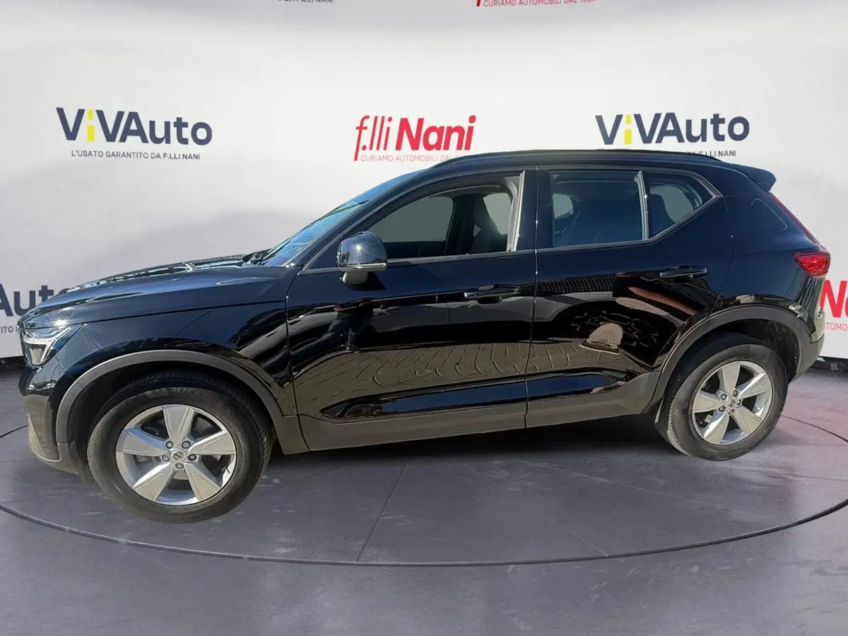 Volvo XC40 usata a Massa-Carrara (7)