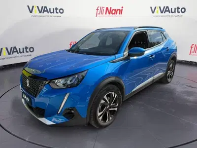 Peugeot 2008 BlueHDi 110 S&S Allure del 2021 usata a Massa