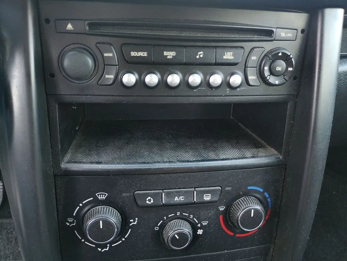Peugeot 207 usata a Ravenna (16)