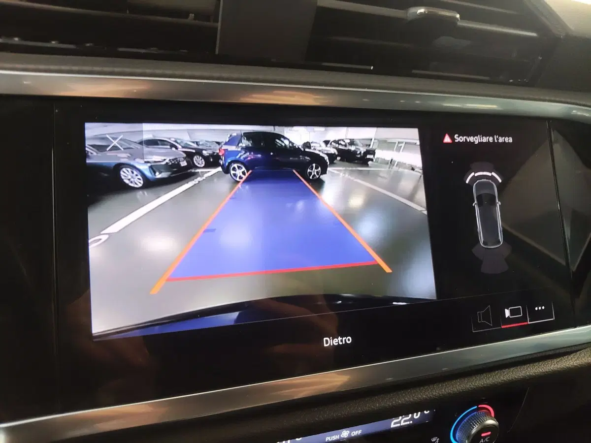 Audi Q3 Sportback usata a Modena (11)