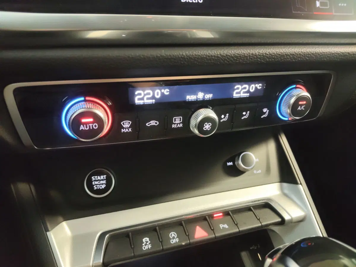 Audi Q3 Sportback usata a Modena (12)