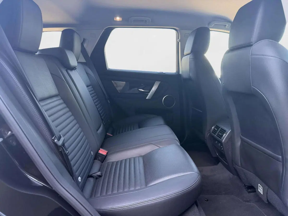 Land Rover Discovery Sport usata a Siena (5)