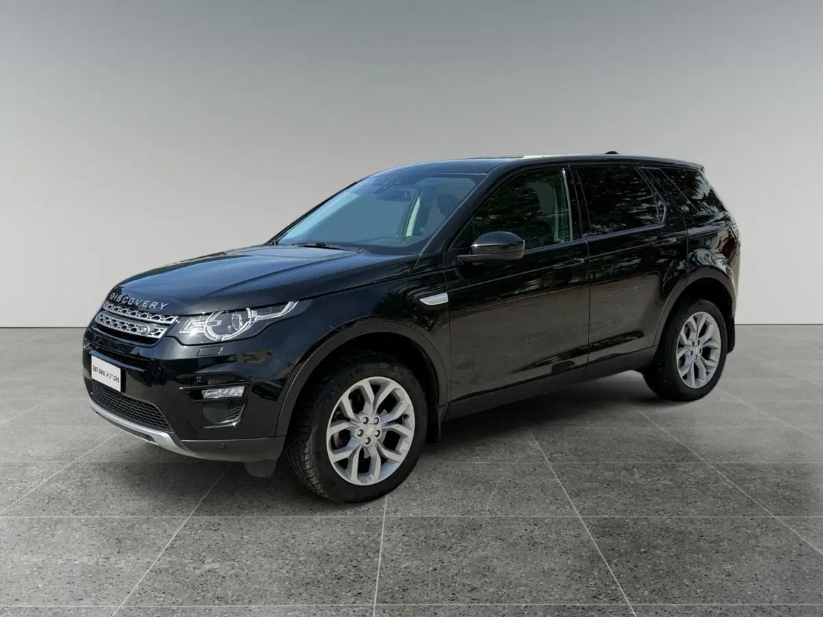 Land Rover Discovery Sport usata a Trento