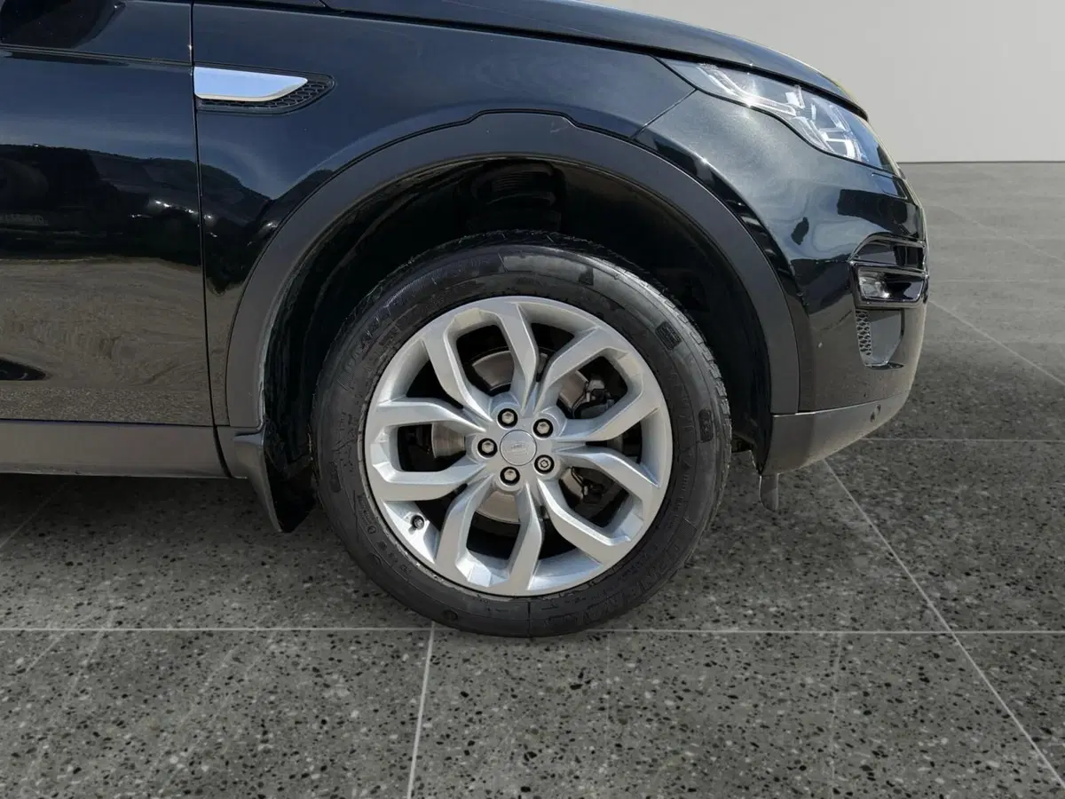 Land Rover Discovery Sport usata a Trento (9)