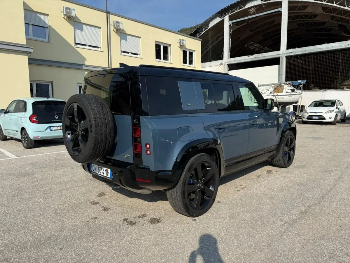Land Rover Defender usata a Trento (2)