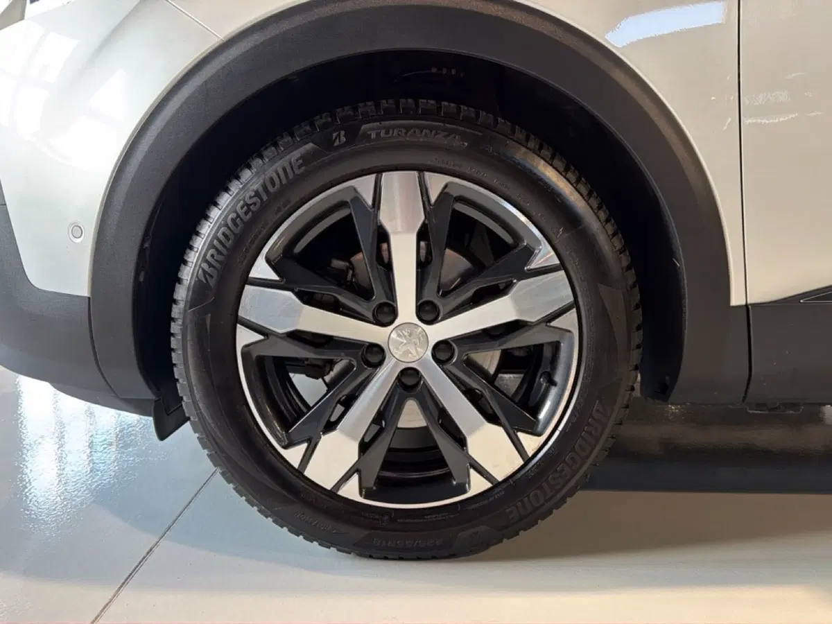 Peugeot 5008 usata a Vicenza (16)