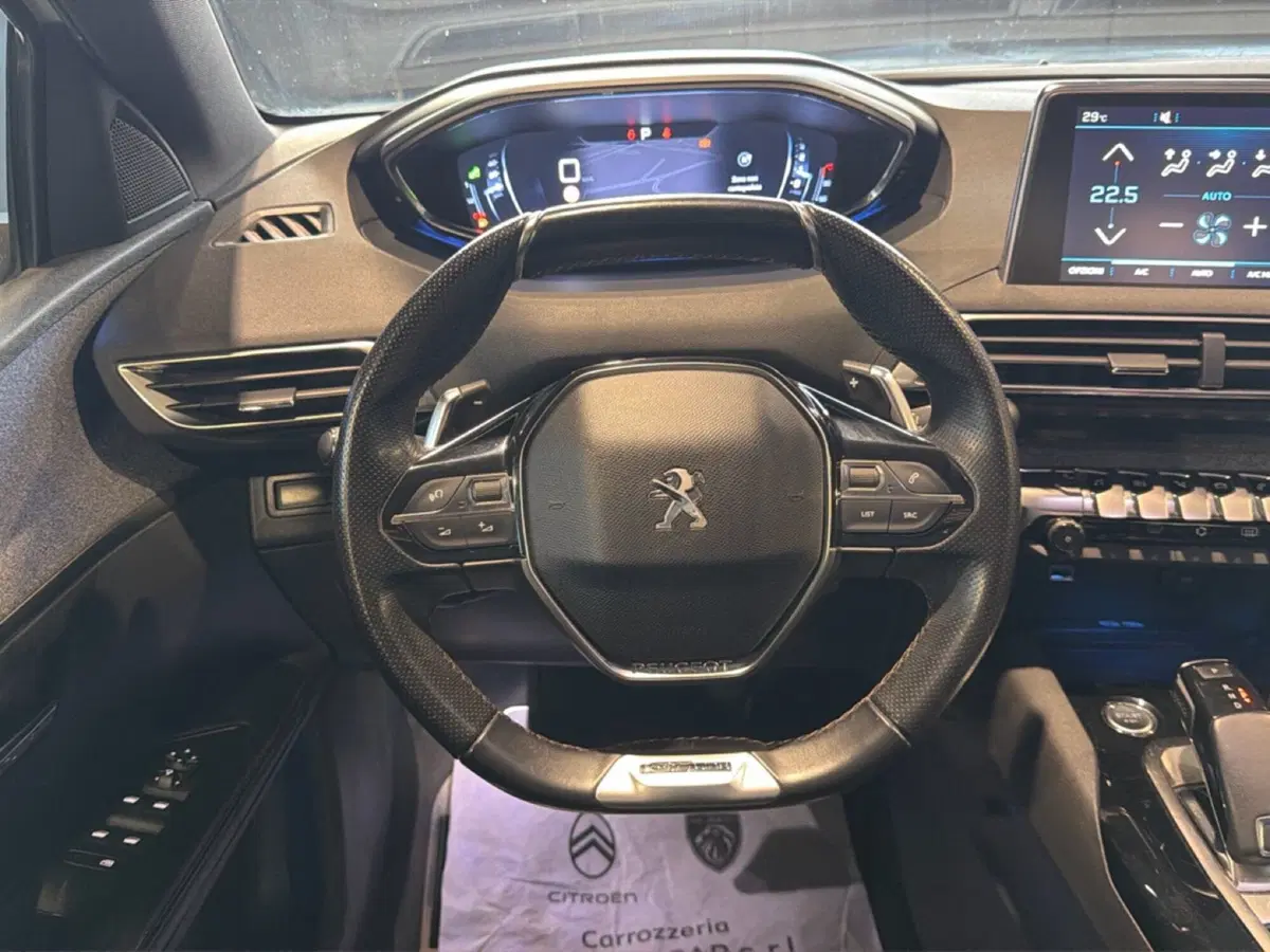 Peugeot 5008 usata a Vicenza (19)