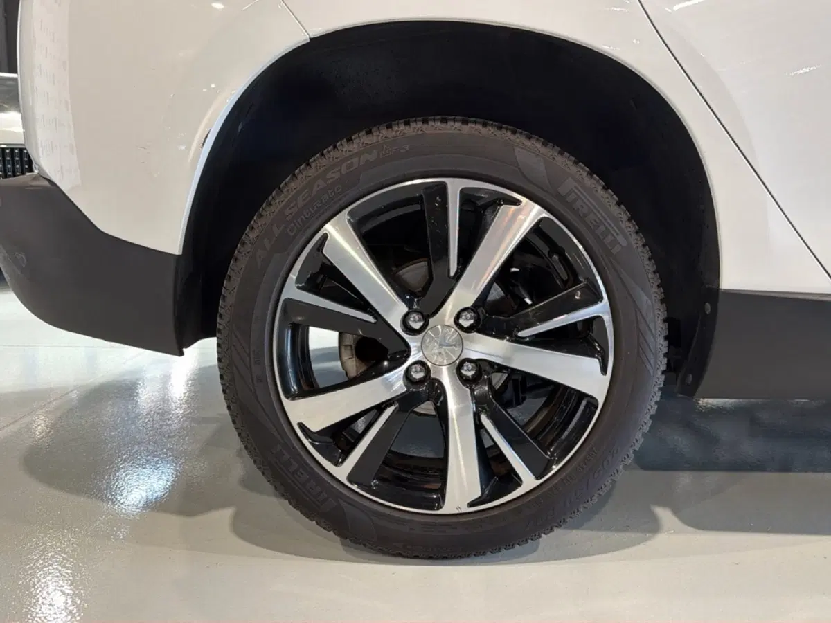 Peugeot 2008 usata a Vicenza (13)