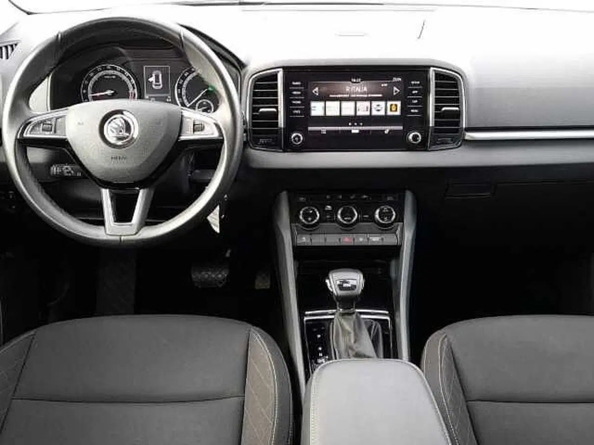 Skoda Karoq usata a Ravenna (7)