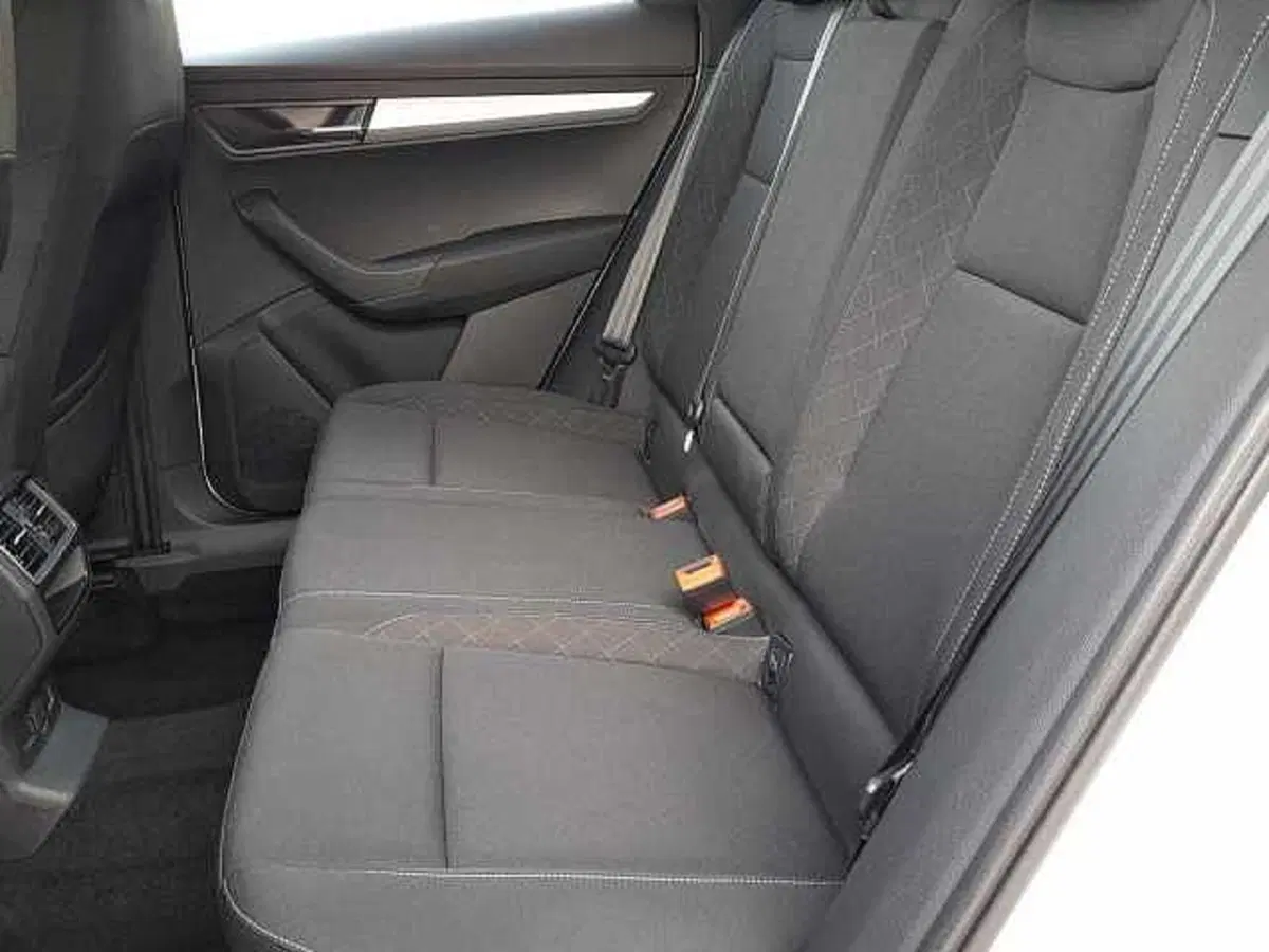Skoda Karoq usata a Ravenna (8)