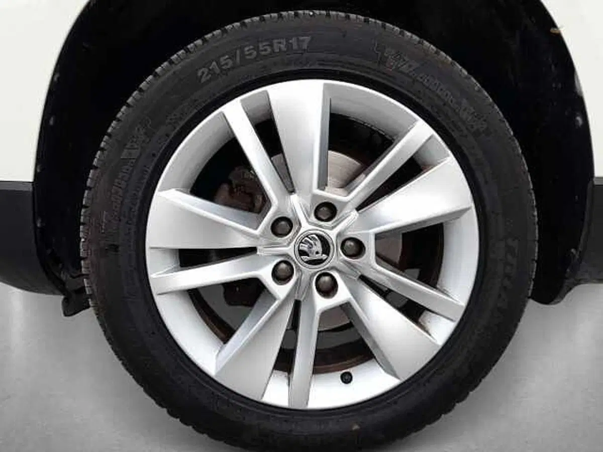 Skoda Karoq usata a Ravenna (9)