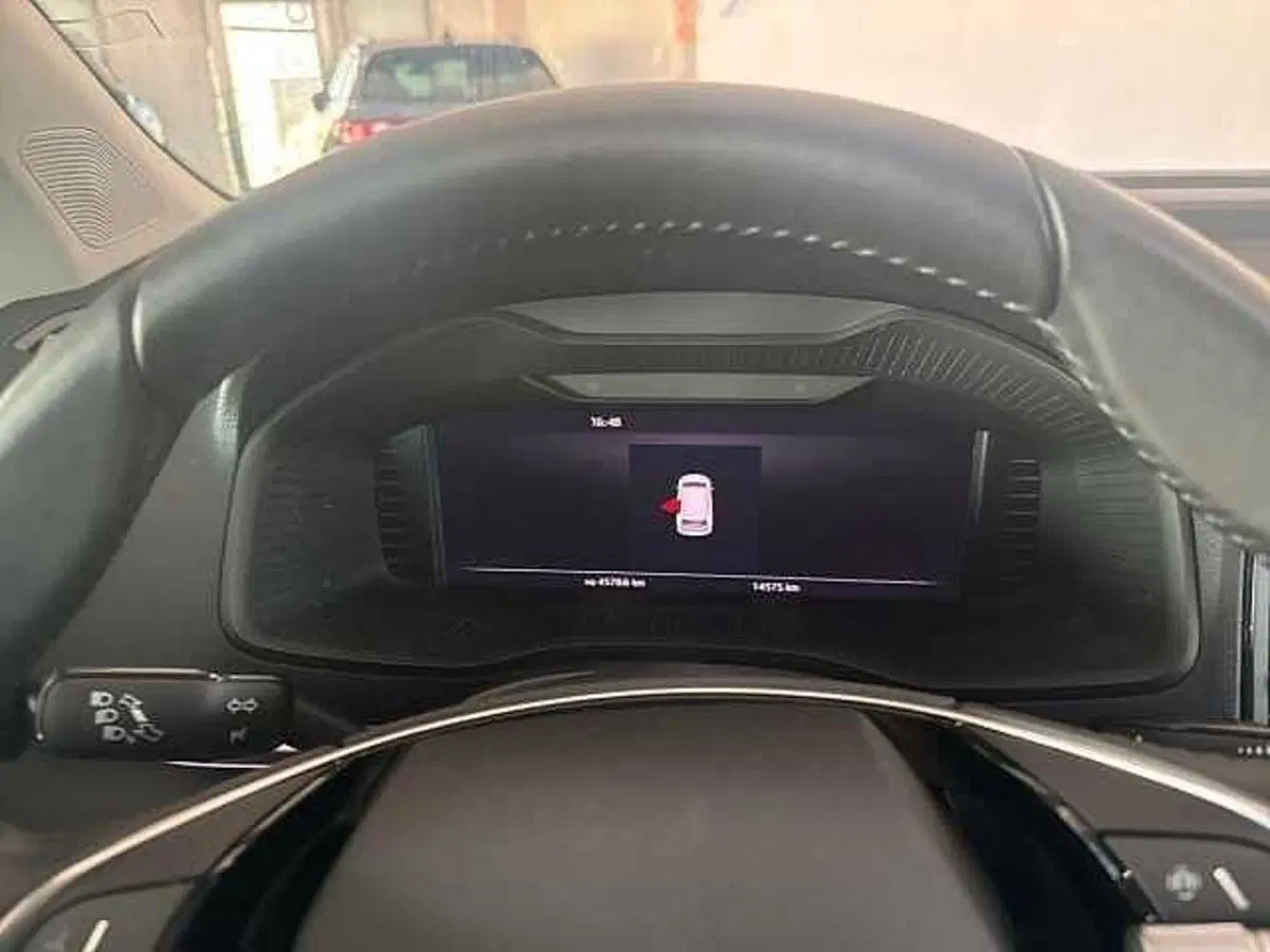 Skoda Karoq usata a Ravenna (11)