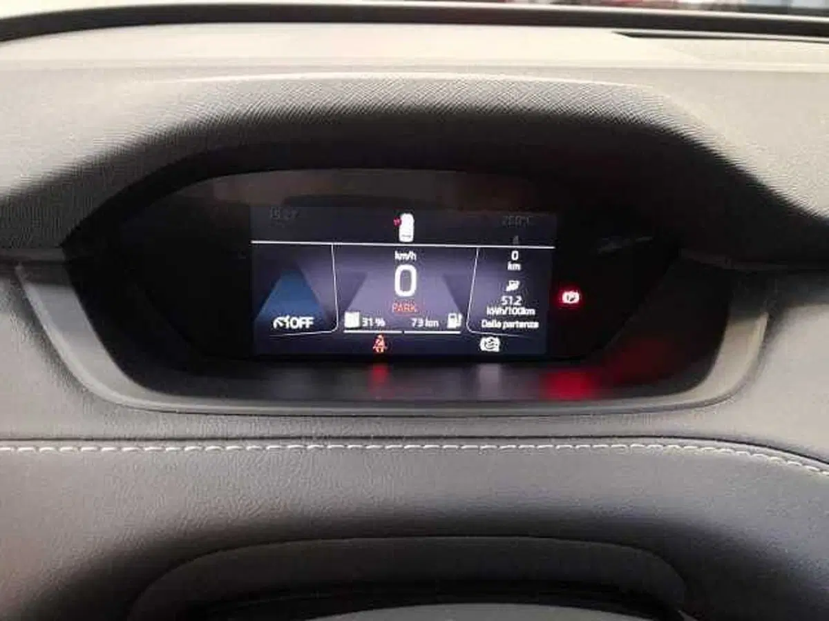 Skoda Enyaq usata a Ravenna (11)