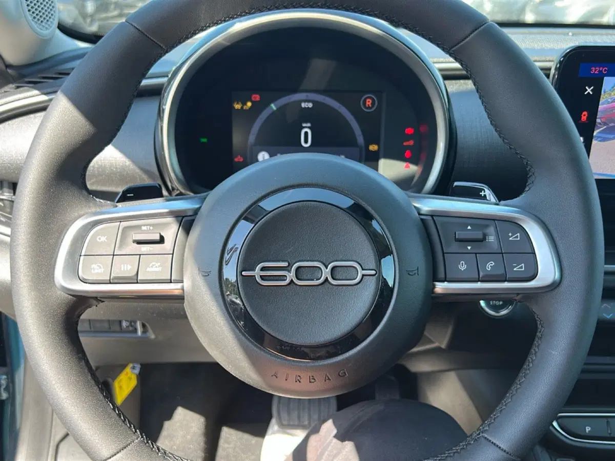 Fiat 600 nuova a Roma (14)