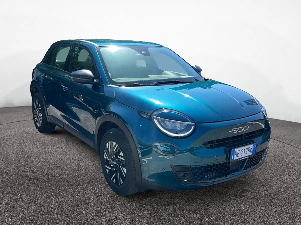 Fiat 600 nuova a Roma (2)