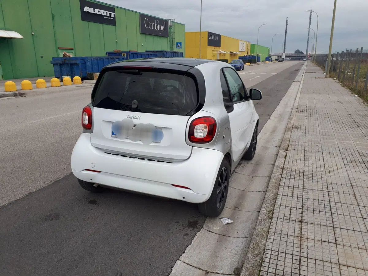 smart Fortwo usata a Caserta (6)